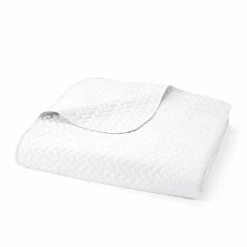 Cheap ❤️ Brand new ❤️ Herring White Microfiber King Performance Quilted Coverlet Set by Becky Cameron 😉 🔥 -Becky Cameron Shop becky cameron bedding sets ieh qlt he k wh 4f 1000