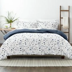Outlet ๐ Flash Sale ๐ Premium Down Alternative Navy Forget Me Not Reversible Microfiber King Comforter Set by Becky Cameron ๐ ๐