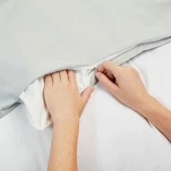 New 🧨 Best Pirce 🔔 Premium Ultra Soft Light Gray Geo Threads Pattern Full/Queen Microfiber 3-Piece Duvet Cover Set by Becky Cameron 👏 🔥 -Becky Cameron Shop becky cameron duvet covers ieh duv trs queen lgray 76 1000