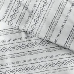 New 🧨 Best Pirce 🔔 Premium Ultra Soft Light Gray Geo Threads Pattern Full/Queen Microfiber 3-Piece Duvet Cover Set by Becky Cameron 👏 🔥 -Becky Cameron Shop becky cameron duvet covers ieh duv trs queen lgray fa 1000