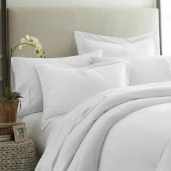 Brand new 🔔 Outlet 💯 Performance 2-Piece White Standard Pillow Sham Set by Becky Cameron 😉 🤩