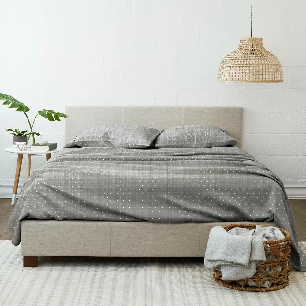Budget โค๏ธ Outlet โญ 4-Piece Gray Geometric Microfiber California King Sheet Set by Becky Cameron ๐ฅ โค๏ธ 2 Budget โค๏ธ Outlet โญ 4-Piece Gray Geometric Microfiber California King Sheet Set by Becky Cameron ๐ฅ โค๏ธ - Image 2