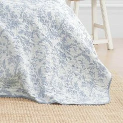 Cheap 🛒 Best reviews of 🧨 Amberley 3-Piece Soft Blue Floral Cotton King Quilt Set by Laura Ashley 😀 😉 -Becky Cameron Shop laura ashley bedding sets 221083 4f 1000