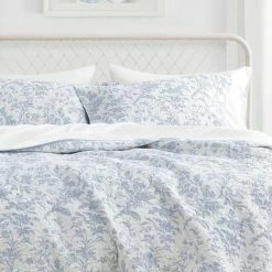 Cheap 🛒 Best reviews of 🧨 Amberley 3-Piece Soft Blue Floral Cotton King Quilt Set by Laura Ashley 😀 😉 -Becky Cameron Shop laura ashley bedding sets 221083 c3 1000