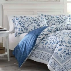 Best reviews of 🎁 Best reviews of 💯 Charlotte 3-Piece Blue Floral Cotton Full/Queen Duvet Cover Set by Laura Ashley 🧨 😍 -Becky Cameron Shop laura ashley bedding sets ushsfn1065066 31 1000