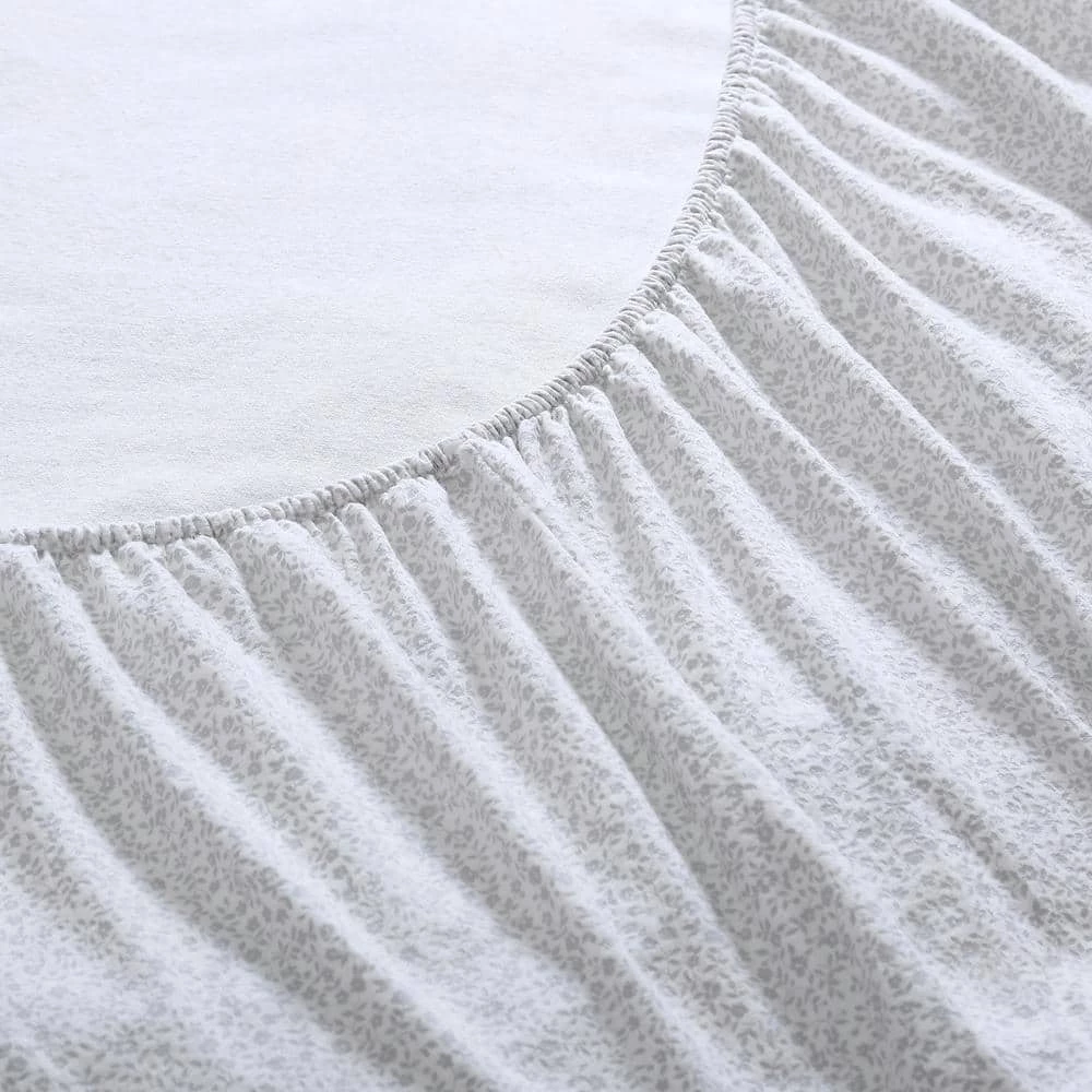 Best Pirce ๐ Brand new โ๏ธ Chelsie Vine 4-Piece Gray Cotton Flannel Queen Sheet Set by Laura Ashley ๐ ๐งจ 3 Best Pirce ๐ Brand new โ๏ธ Chelsie Vine 4-Piece Gray Cotton Flannel Queen Sheet Set by Laura Ashley ๐ ๐งจ - Image 3