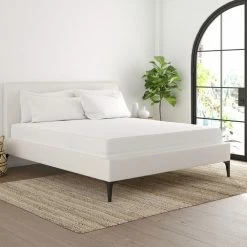 Wholesale 🔥 Hot Sale ✨ Premium Queen Bed Bug and Spill Proof Zippered Microfiber Mattress Protector by Becky Cameron 🥰 🤩